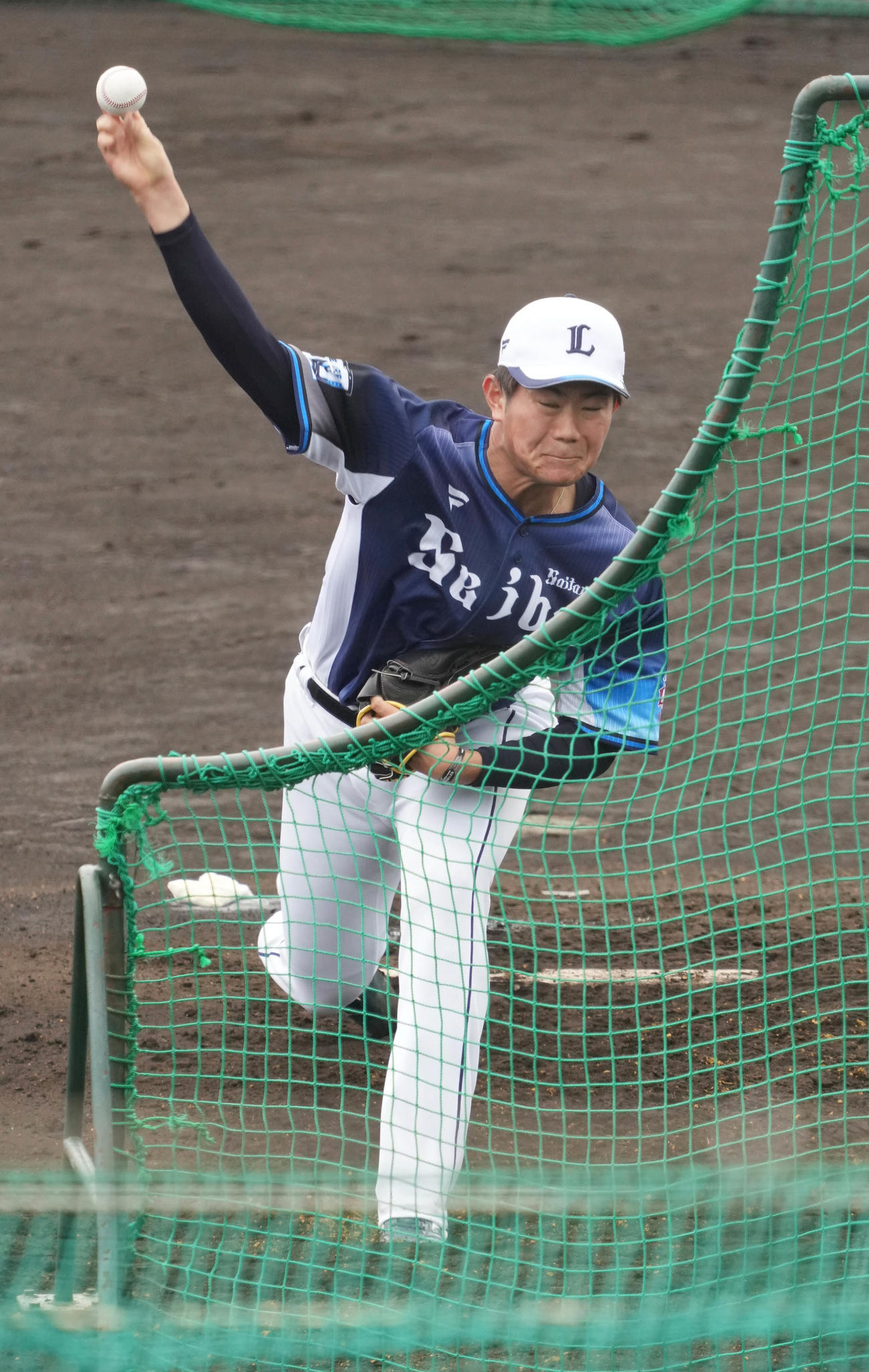 フリー打撃に登板した西武青山（撮影・小沢裕）