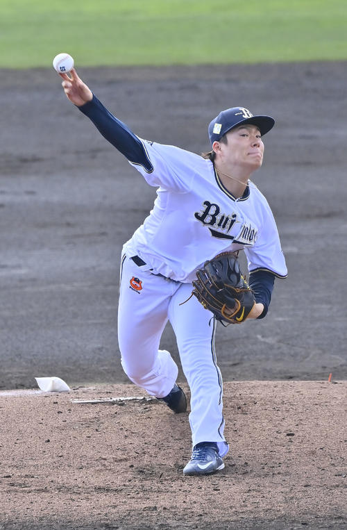 白組先発で登板し2回を1安打無失点に抑えるオリックス山本（撮影・和賀正仁）