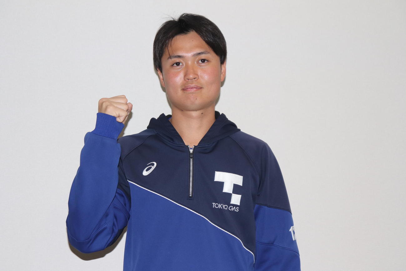 東京ガスの全体練習に参加し、今後の目標を語った福岡大・村上（撮影・星夏穂）