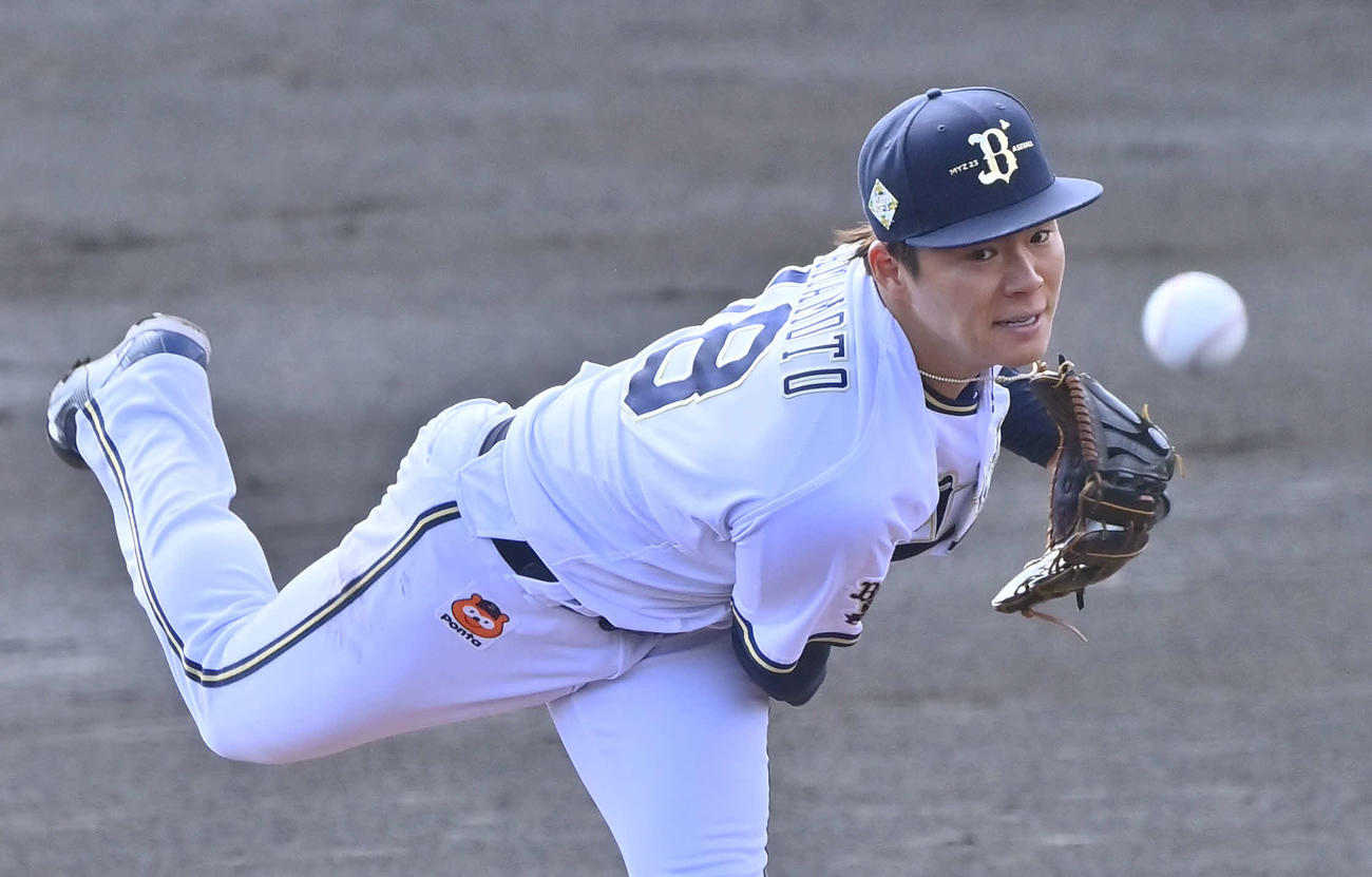 白組先発で登板し2回を1安打無失点に抑えるオリックス山本（撮影・和賀正仁）