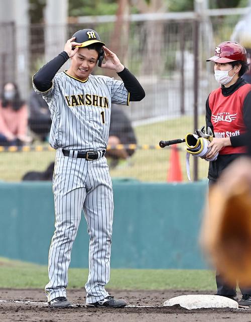 楽天対阪神　7回表阪神2死、森下は遊ゴロに倒れる（撮影・上田博志）