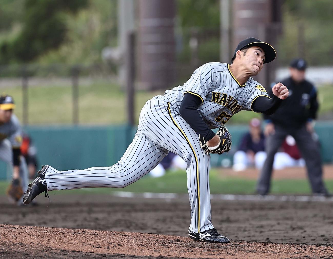 楽天対阪神　楽天戦に登板する岩田（撮影・上田博志）