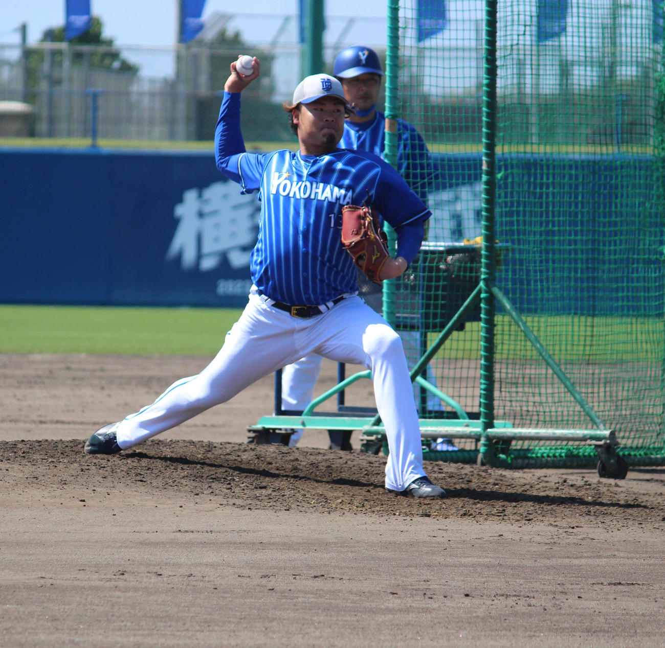ライブBPに登板したDeNA伊勢（撮影・久保賢吾）