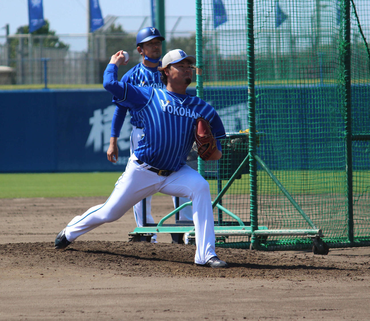 ライブBPに登板したDeNA伊勢（撮影・久保賢吾）