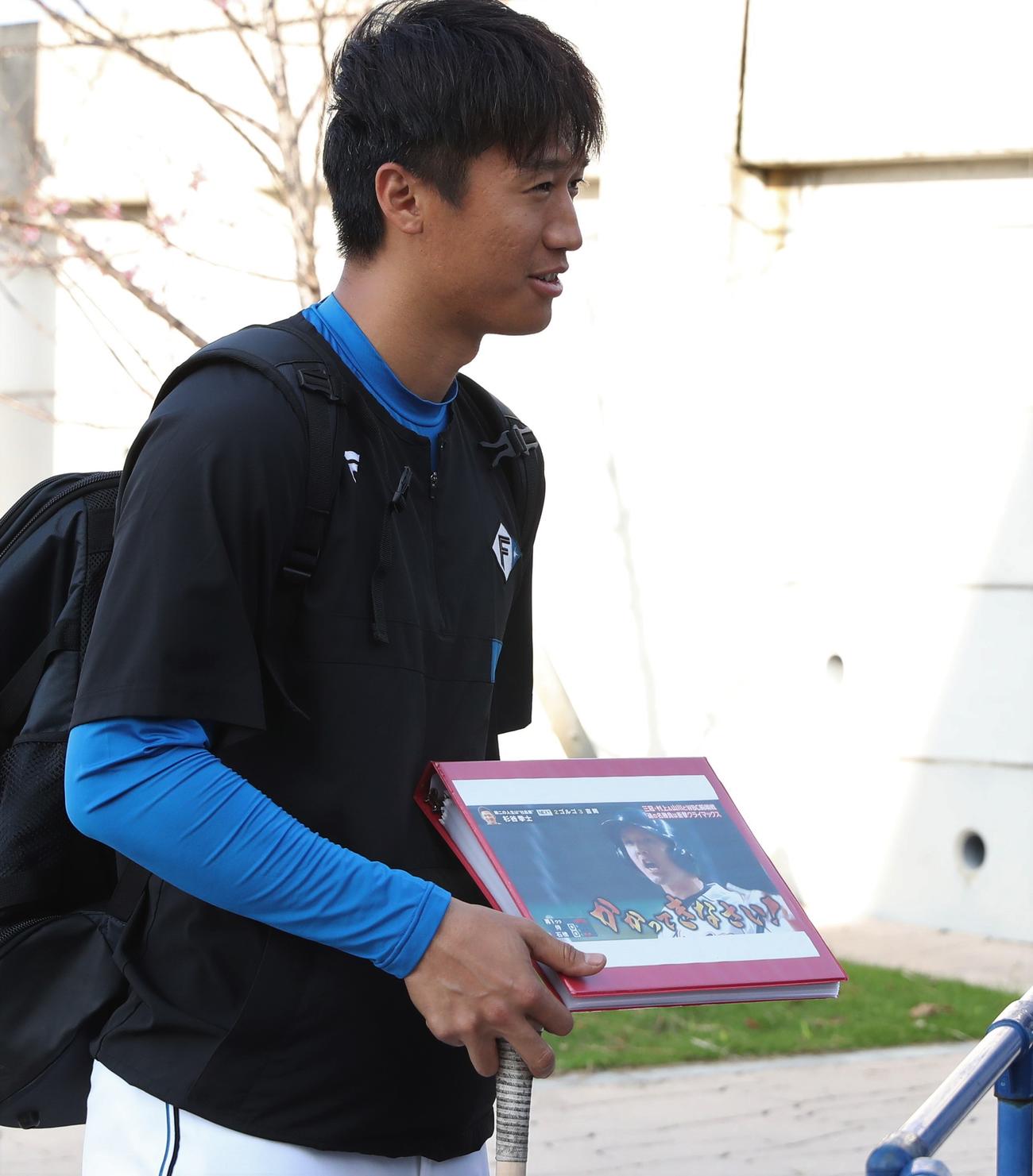 日本ハム加藤豪将の謎のファイル