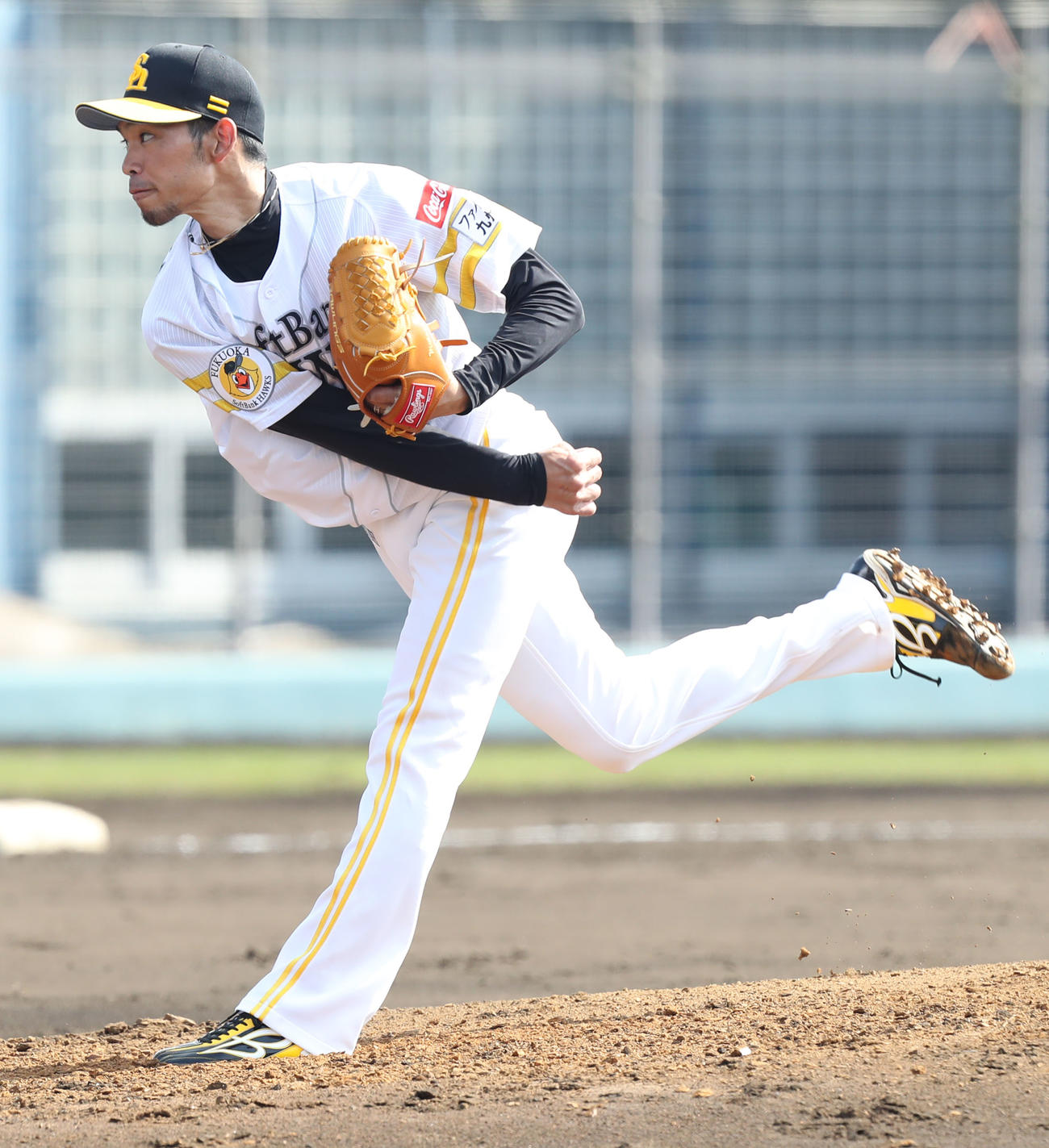 紅白戦の3回表に登板した又吉（撮影・屋方直哉）