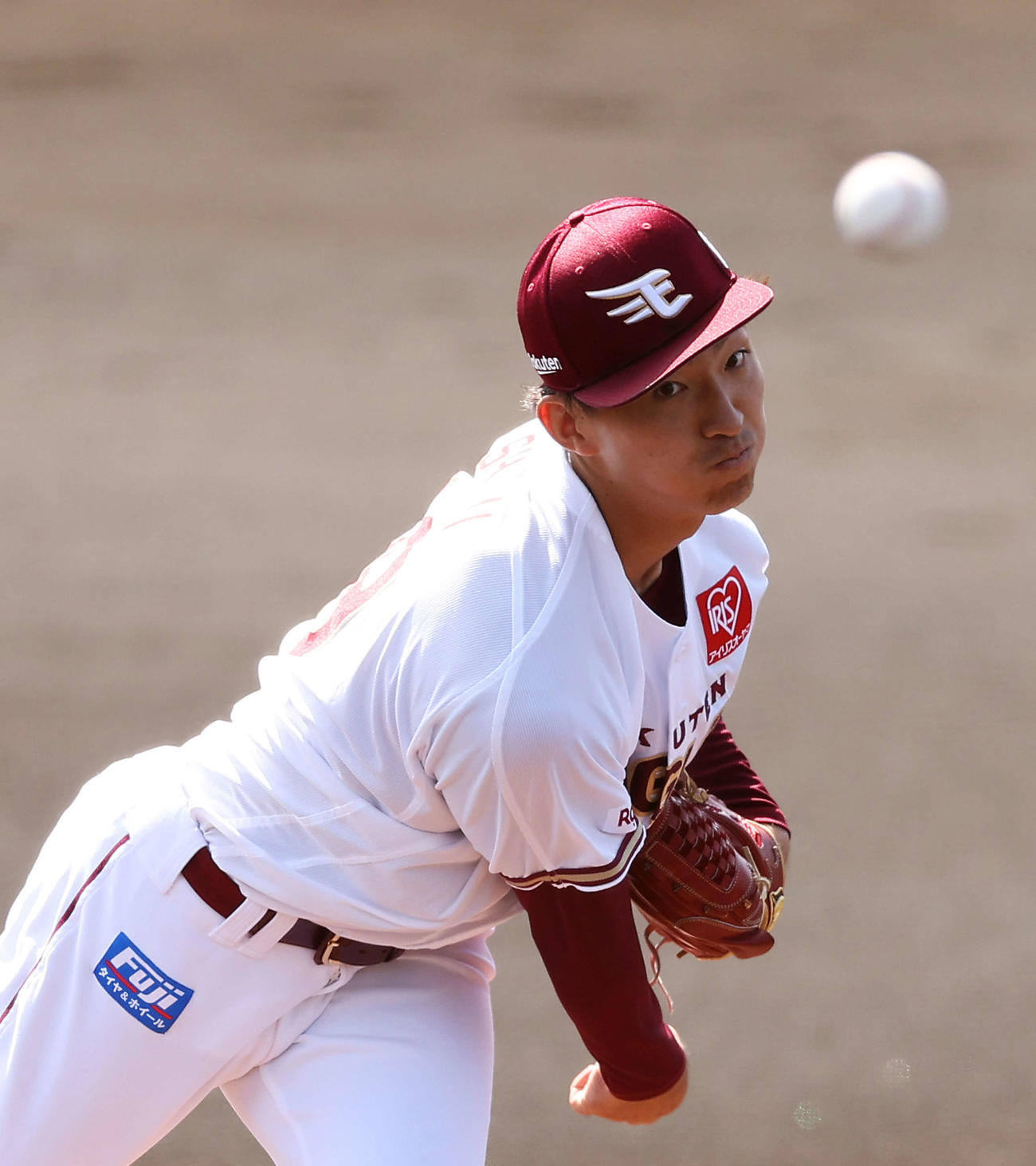 楽天対ロッテ　力投する楽天先発の荘司（撮影・河田真司）