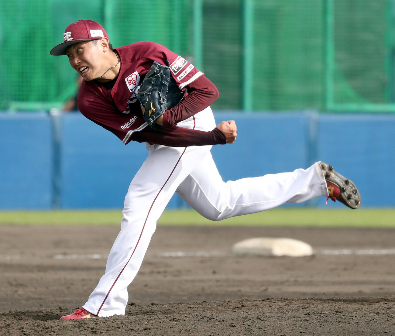 日本ハム対楽天　楽天4番手の渡辺翔（撮影・佐藤翔太）