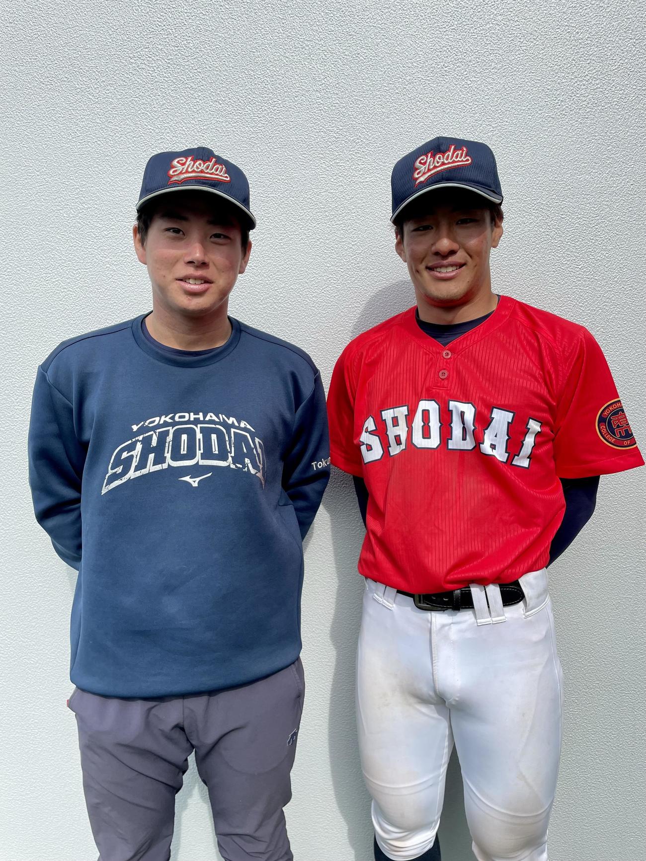今季初のオープン戦で活躍した左から横浜商大の徳永と橋本（撮影・保坂恭子）