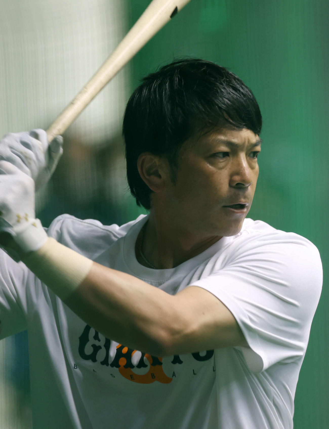 打撃練習する巨人松田（撮影・宮地輝）
