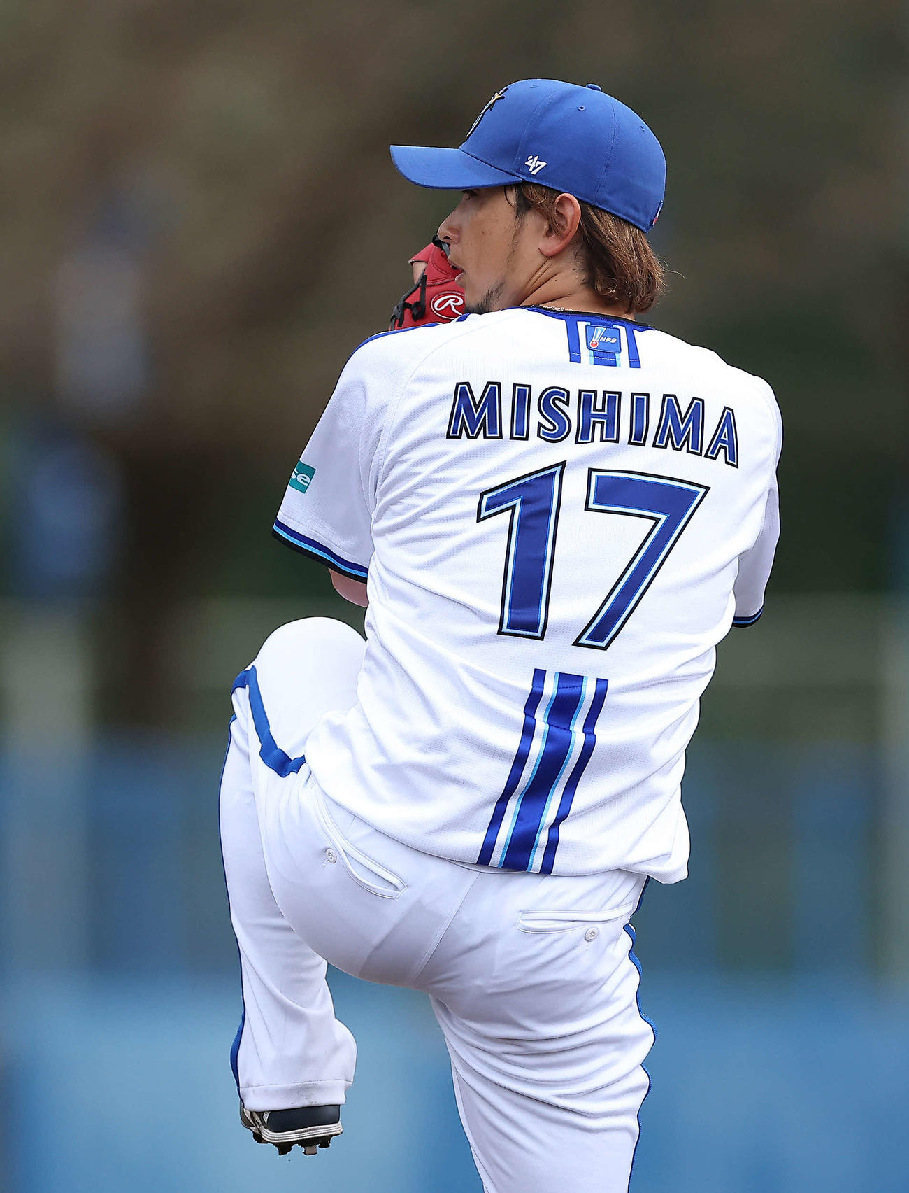 DeNA対ロッテ　7回表、DeNA4番手で登板する三嶋（撮影・河田真司）