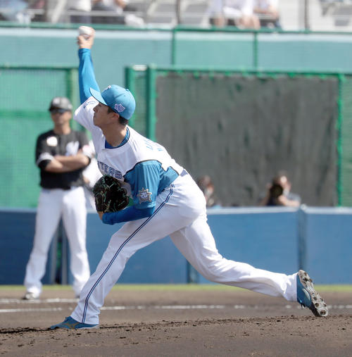 日本ハム対ロッテ　日本ハム2番手の上沢（撮影・佐藤翔太）