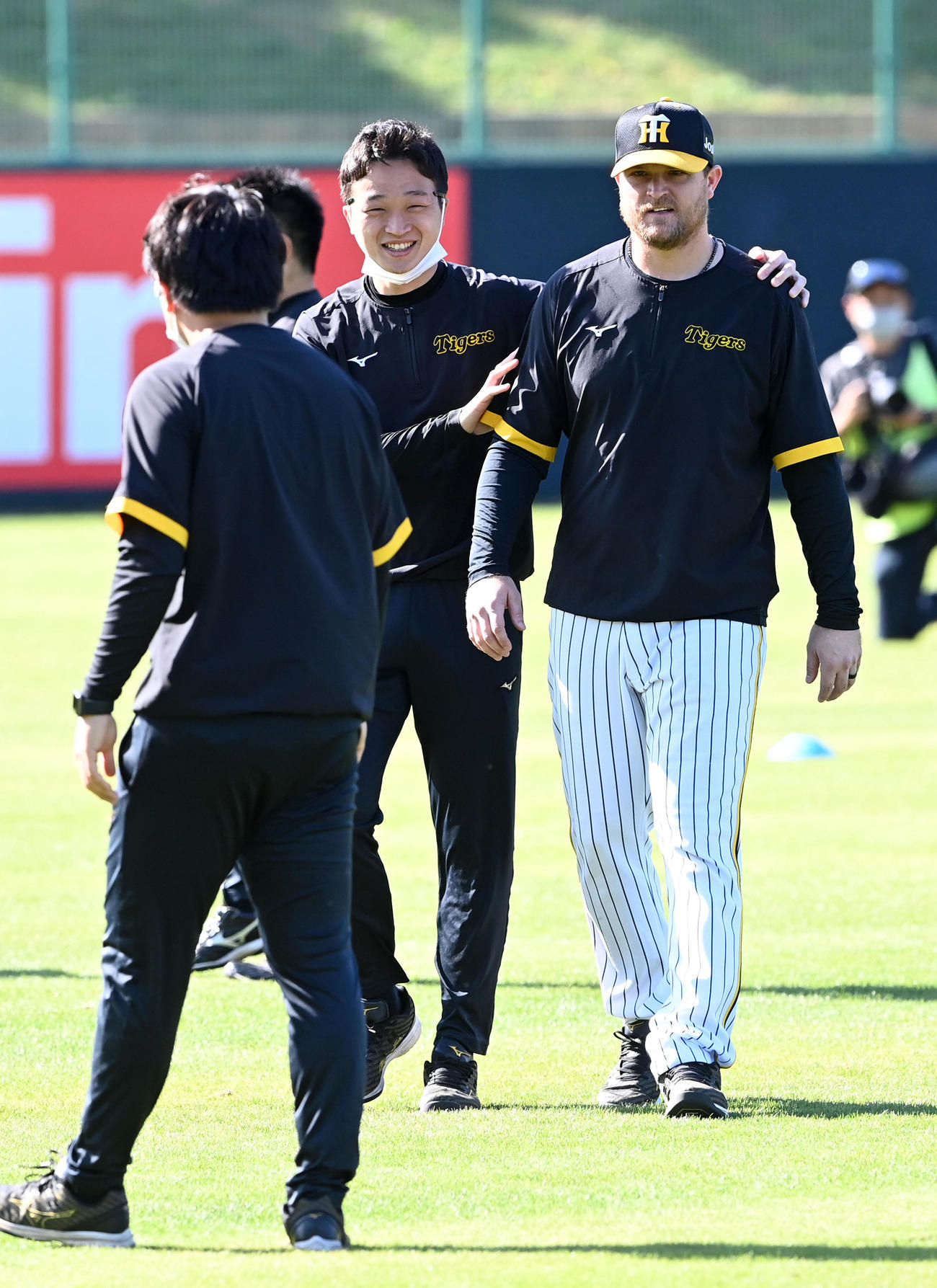 別メニューの練習に向かうノイジー（撮影・前岡正明）