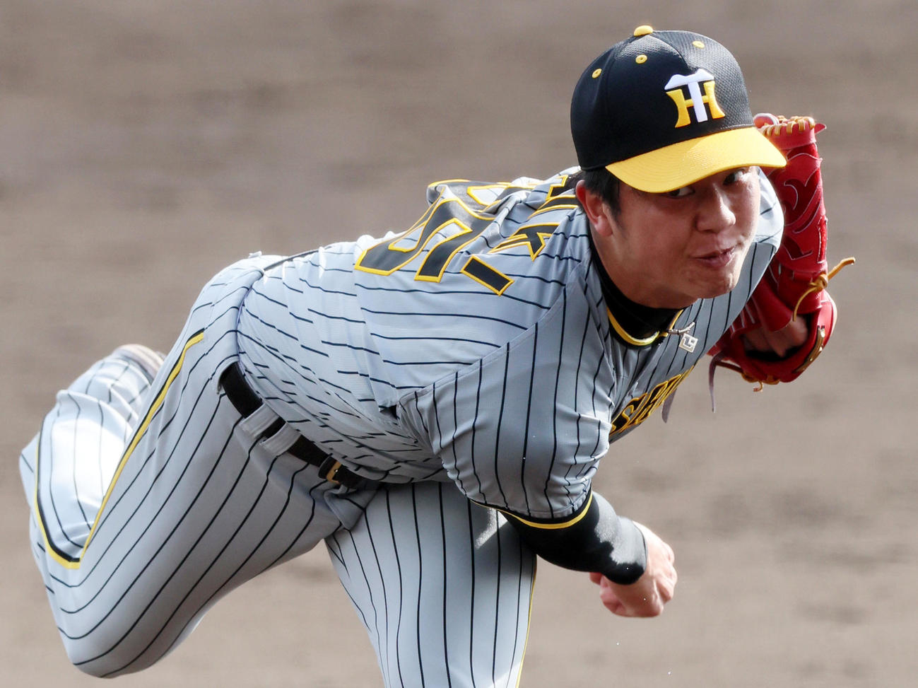 日本ハム対阪神　8回裏、好投を見せる阪神3番手で登板の才木（撮影・加藤哉）