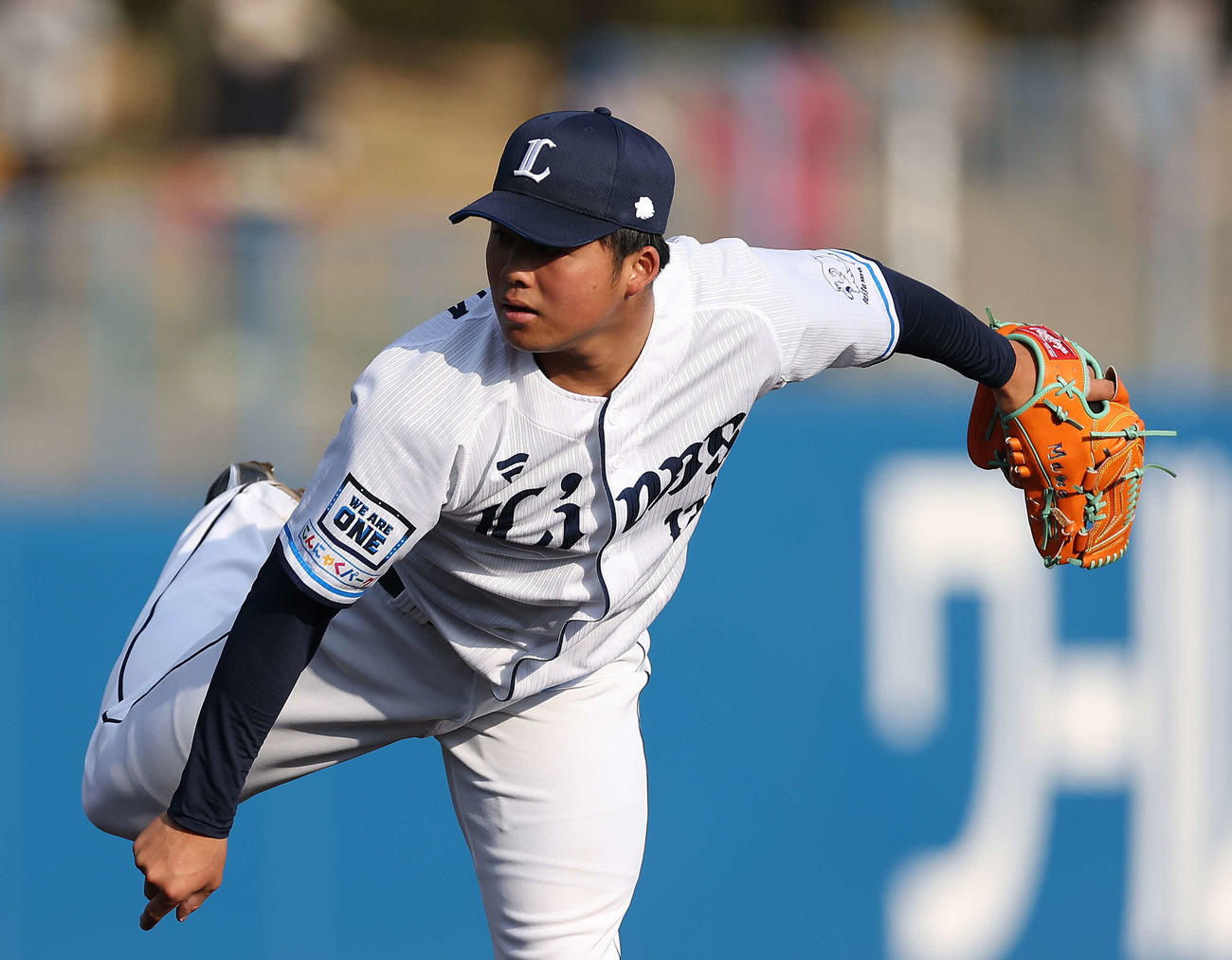 西武対ロッテ　8回表、西武5番手で登板する豆田（撮影・河田真司）