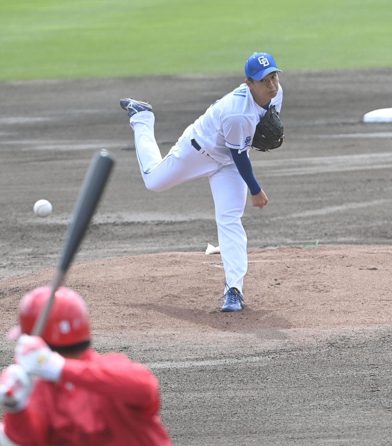 中日対広島　中日先発の仲地（撮影・森本幸一）