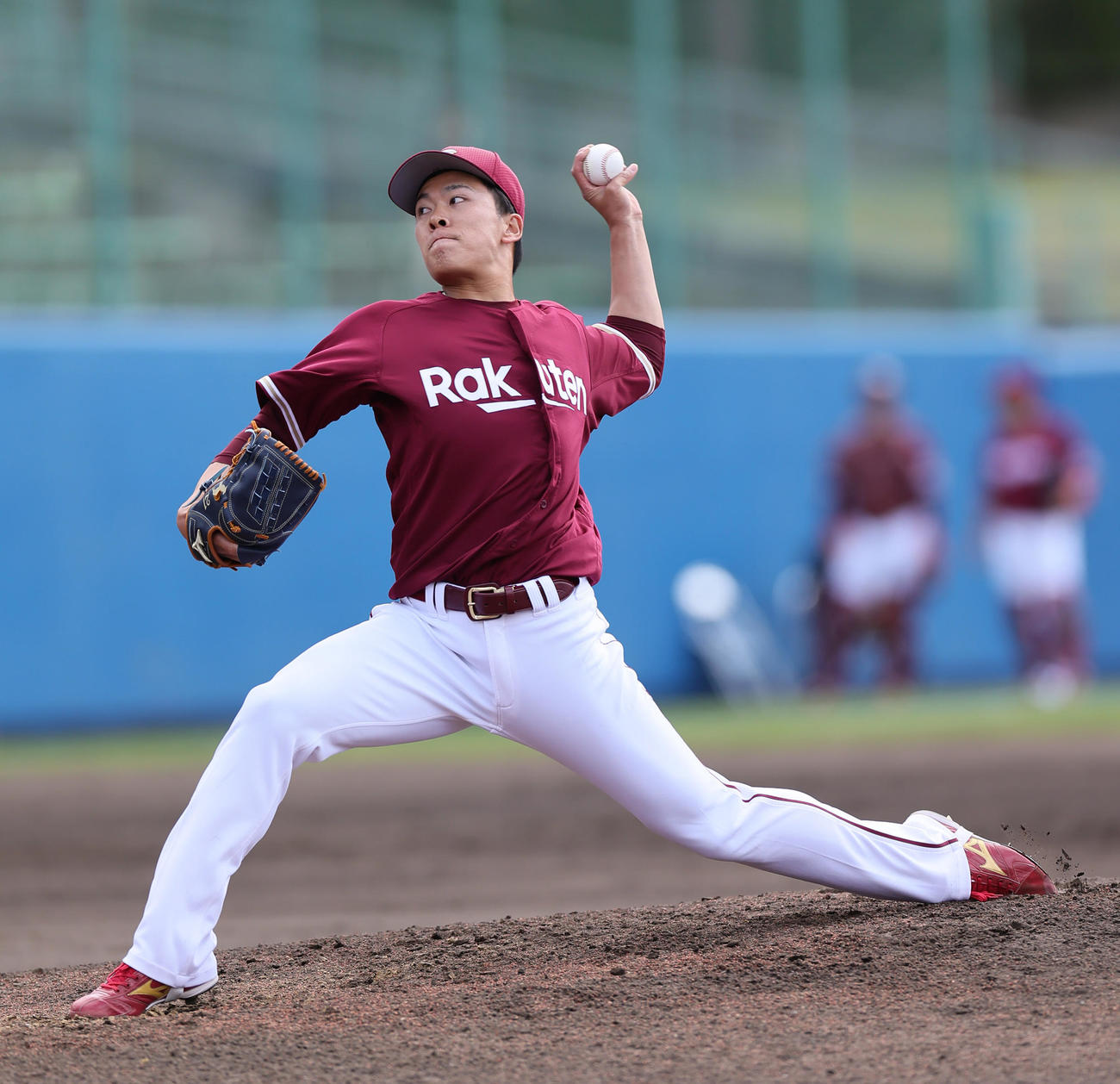 ヤクルト対楽天　楽天先発の早川（撮影・足立雅史）