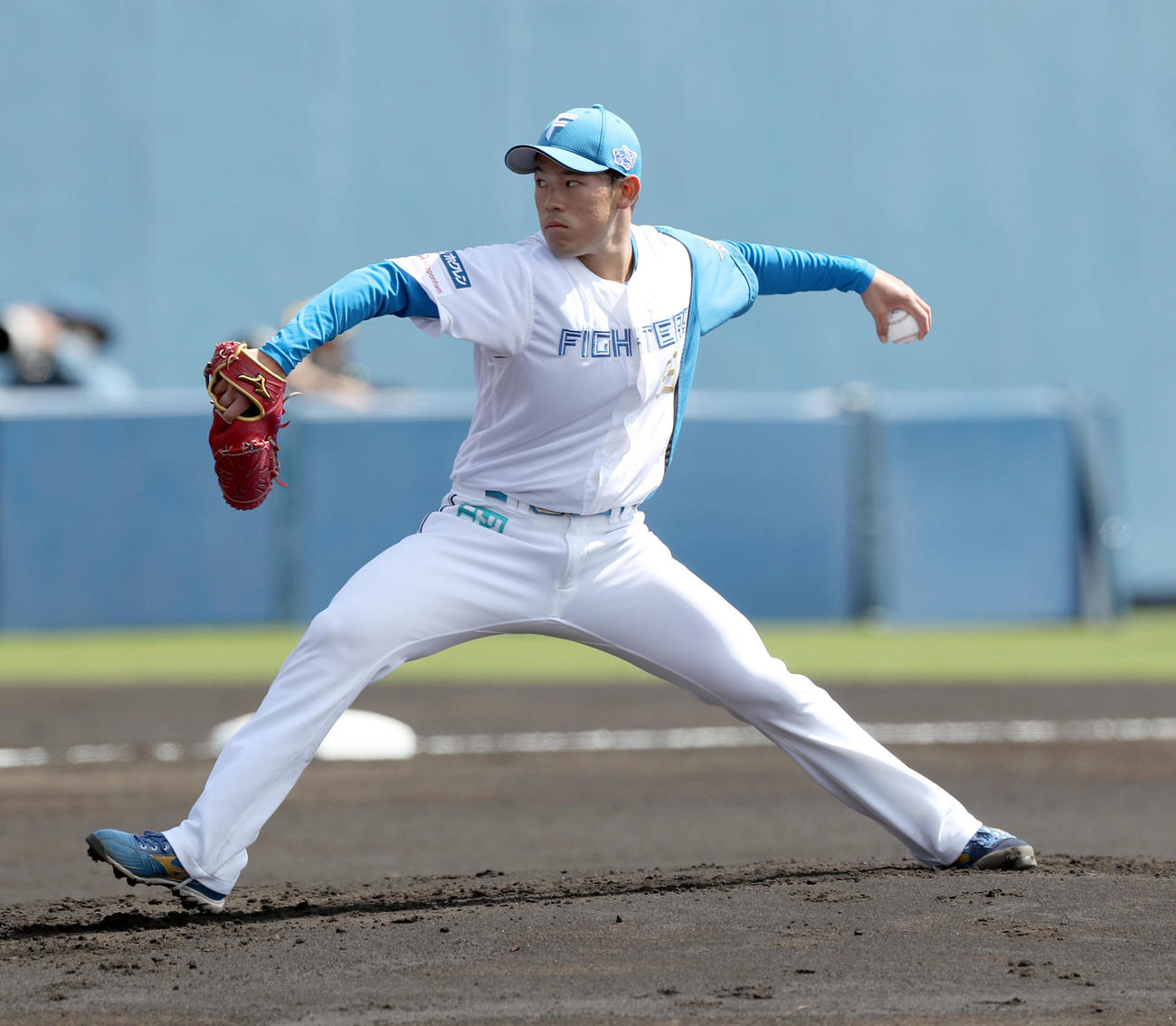 日本ハム対阪神　日本ハム先発の根本（撮影・佐藤翔太）
