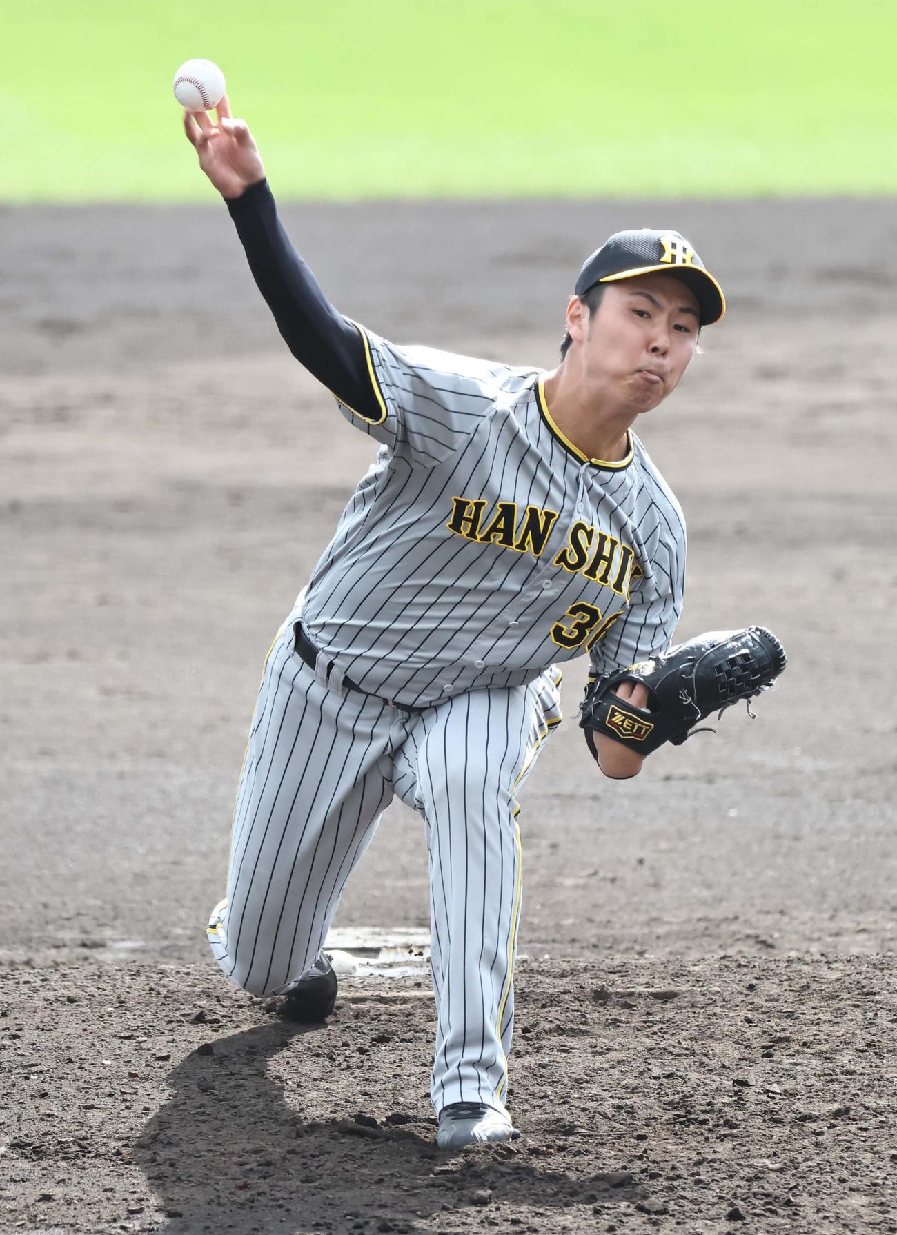 5回裏を無失点に抑えた浜地（撮影・上田博志）