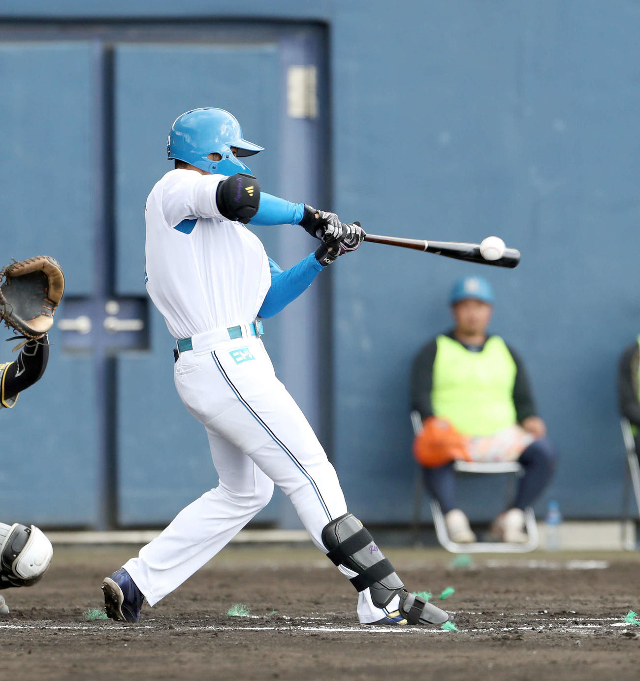日本ハム対阪神　6回裏日本ハム1死、清宮は右越え本塁打を放つ（撮影・佐藤翔太）