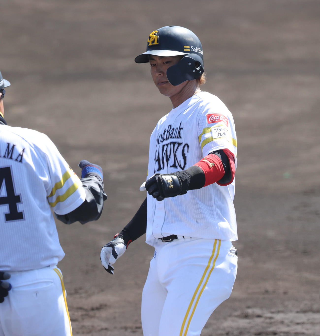 ソフトバンク対西武　1回裏ソフトバンク無死一塁、今宮健太は安打を放つ（撮影・梅根麻紀）