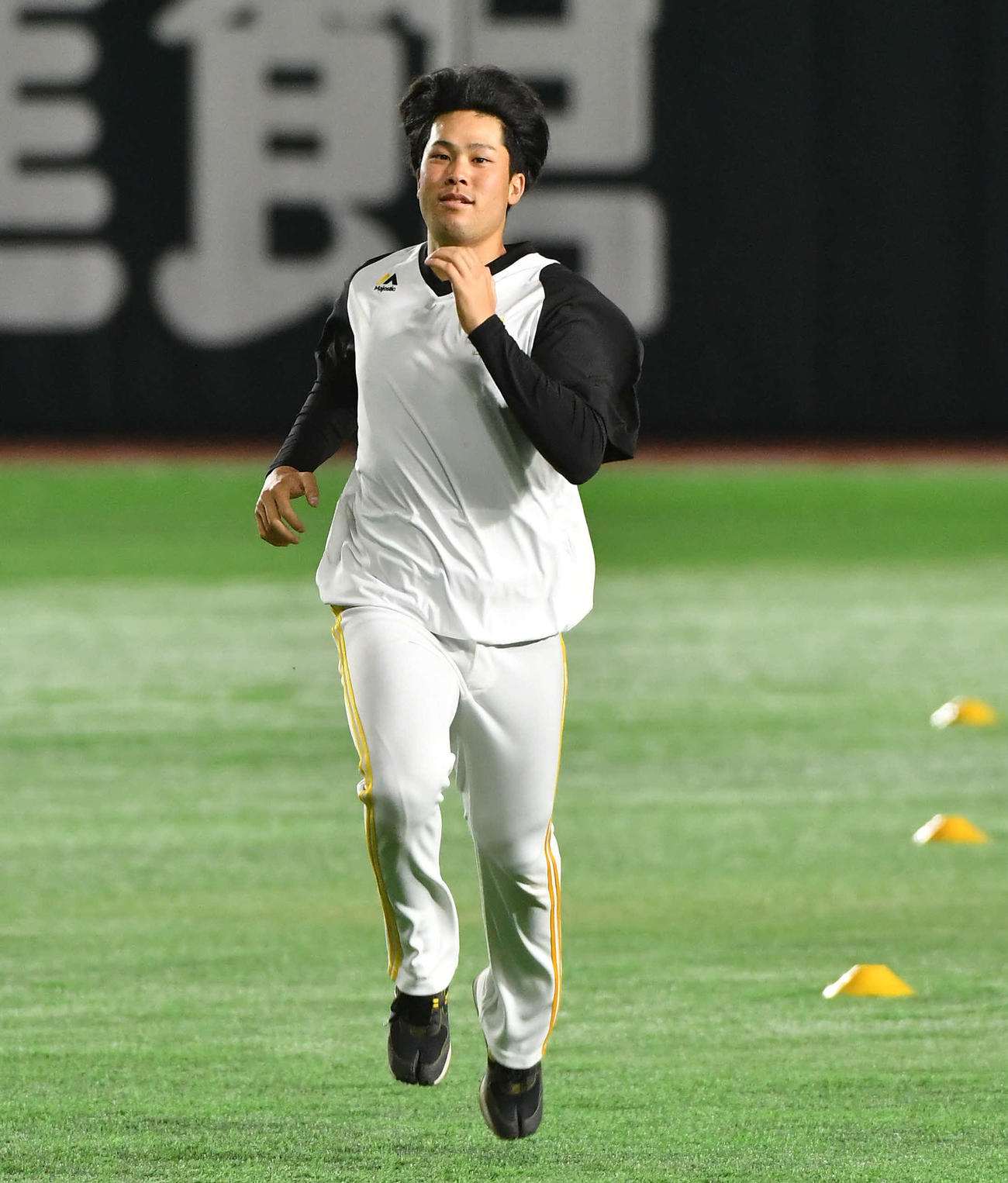 走り込みを行う藤井（撮影・岩下翔太）