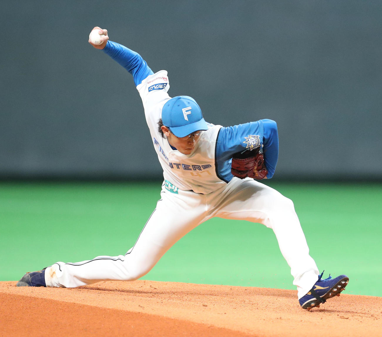 日本ハム対楽天　日本ハム先発の鈴木（撮影・佐藤翔太）