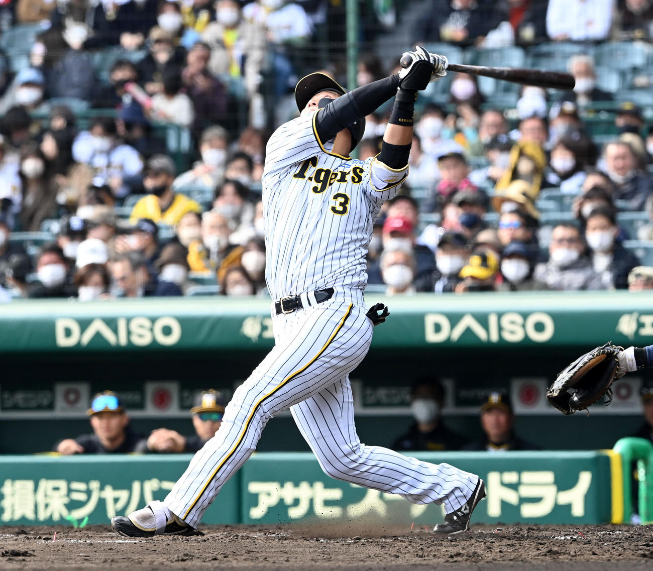 阪神対オリックス　3回裏阪神無死、大山は捕邪飛に倒れる（撮影・前岡正明）