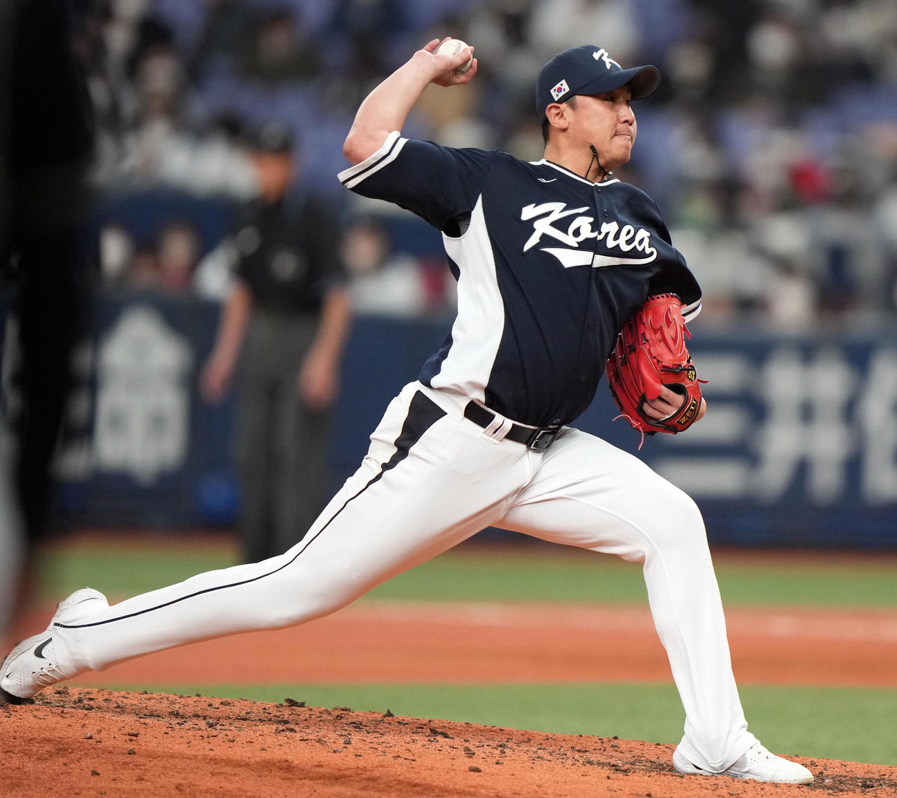 WBC強化試合オリックス対韓国　6回裏途中から登板する韓国6番手の李庸燦
