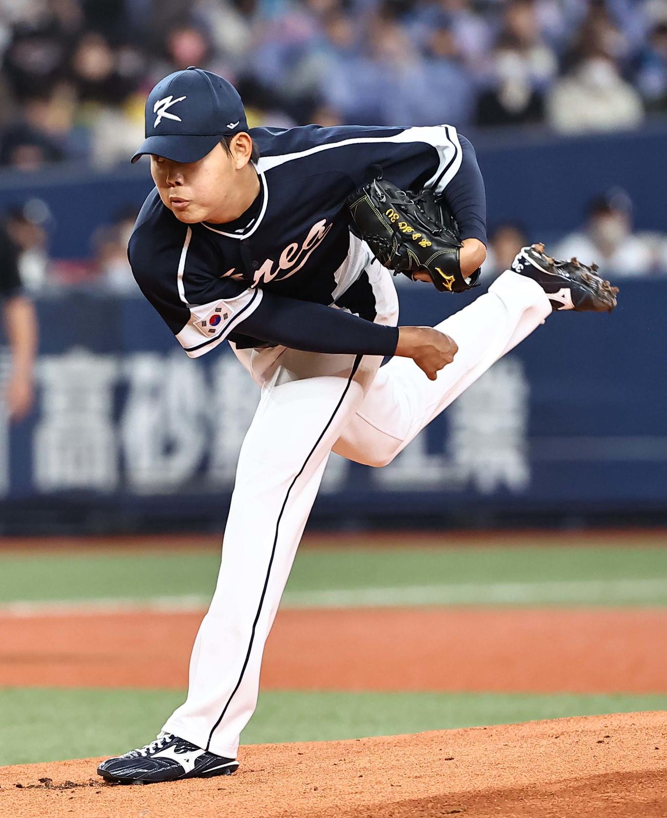 オリックス対韓国　韓国先発の蘇珩準（撮影・上田博志）