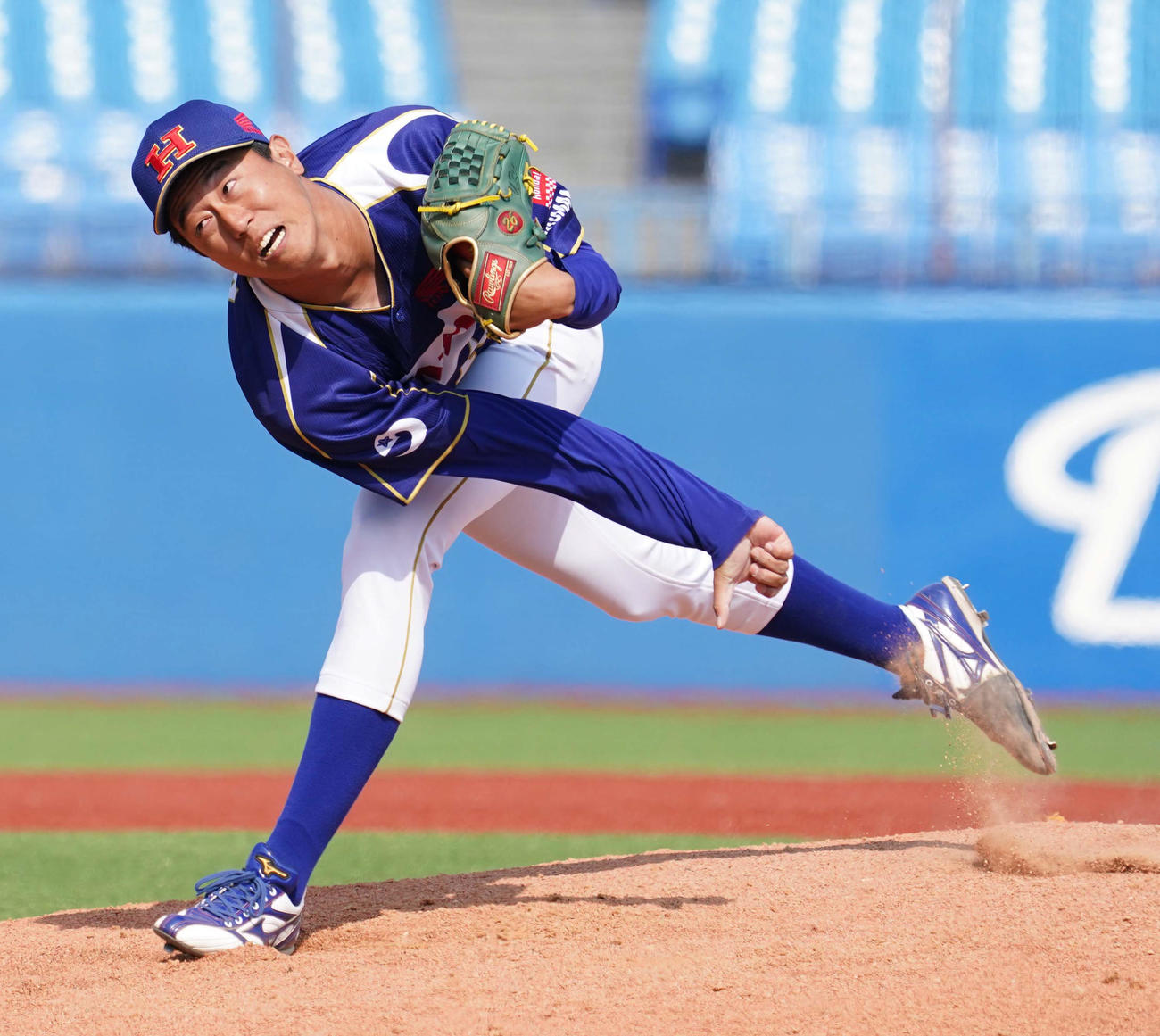 ホンダ熊本対ホンダ ホンダ熊本2番手で登板した上村嶺（撮影・小沢裕）
