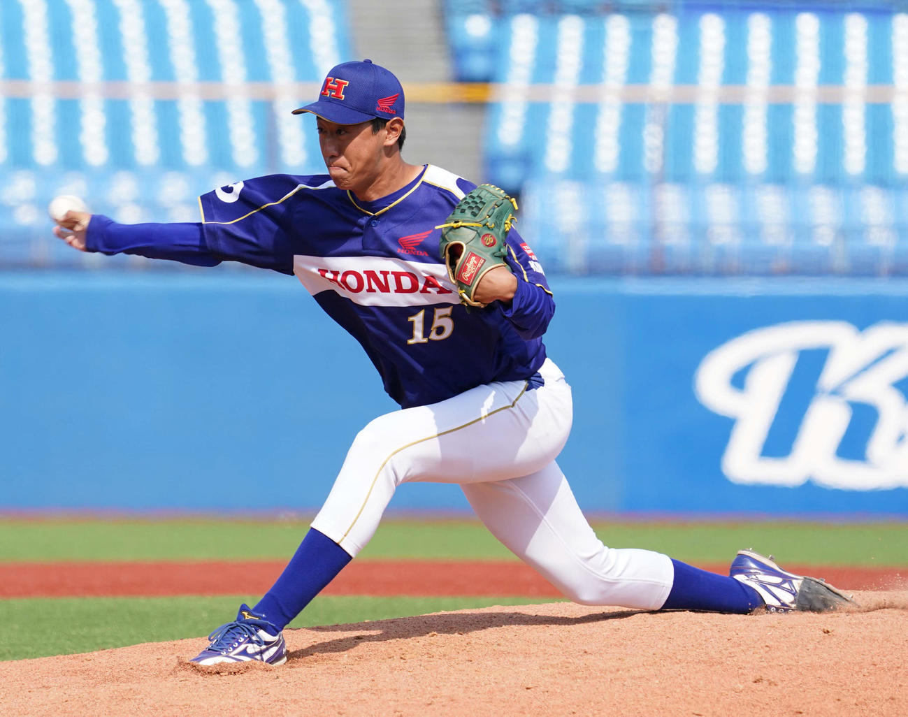 ホンダ熊本対ホンダ ホンダ熊本2番手で登板した上村嶺（撮影・小沢裕）
