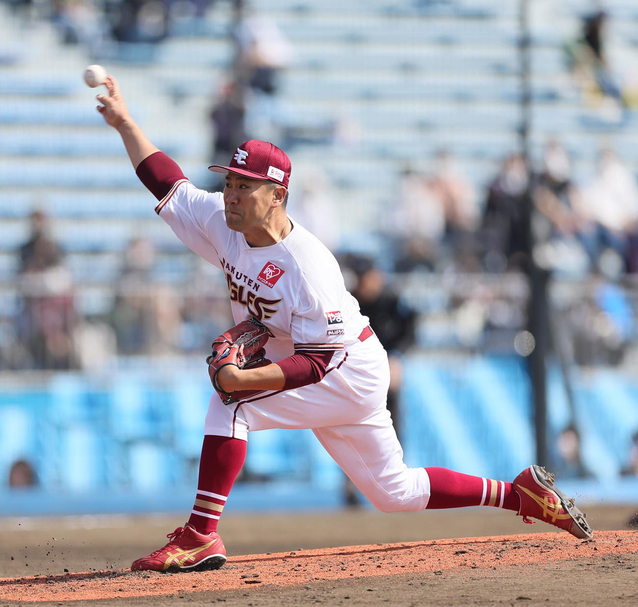 楽天対ロッテ　楽天先発の田中将（撮影・足立雅史）