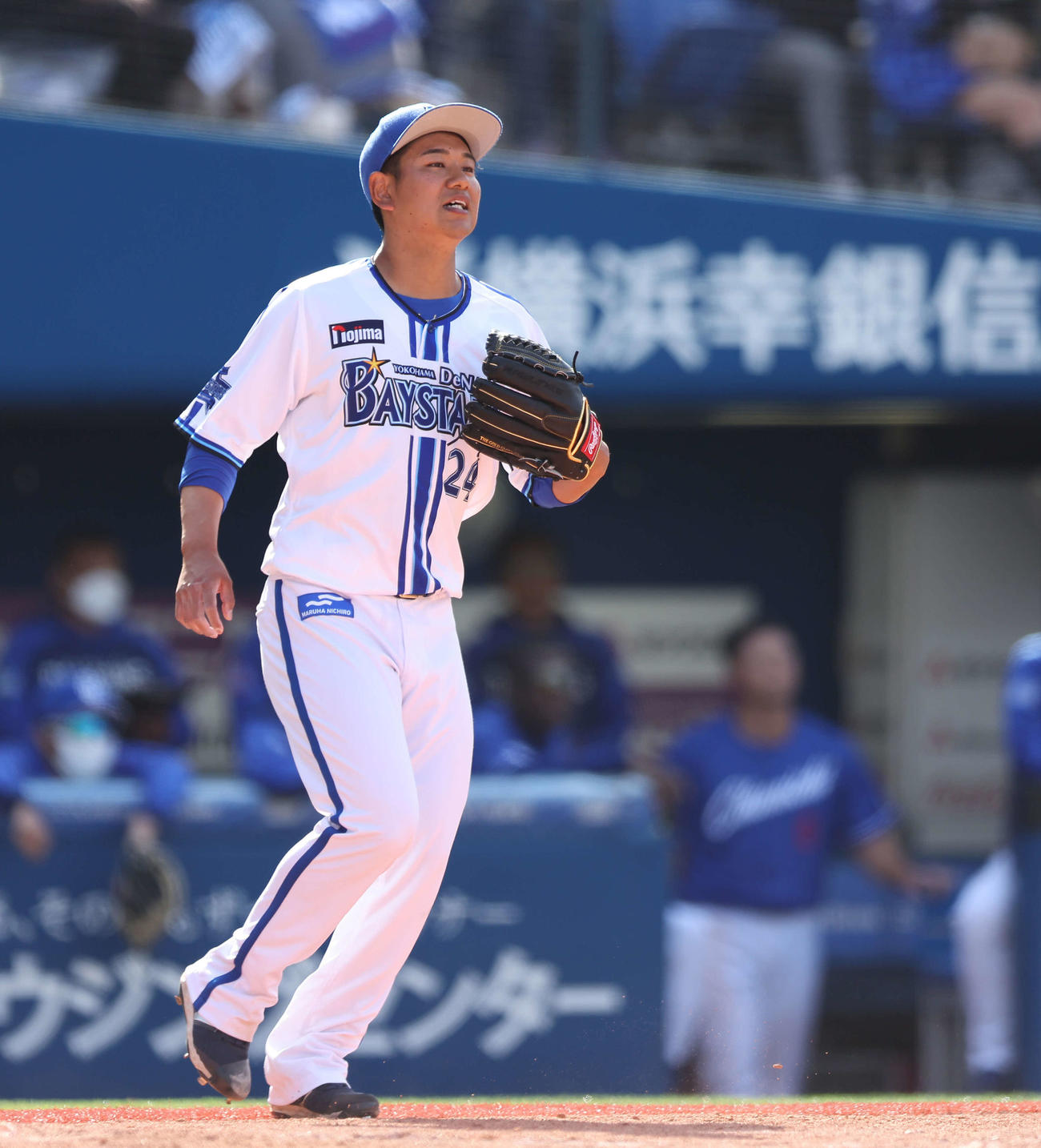 DeNA対中日　5回表中日2死二、三塁、福永に2点適時二塁打を浴びる吉野（撮影・河田真司）