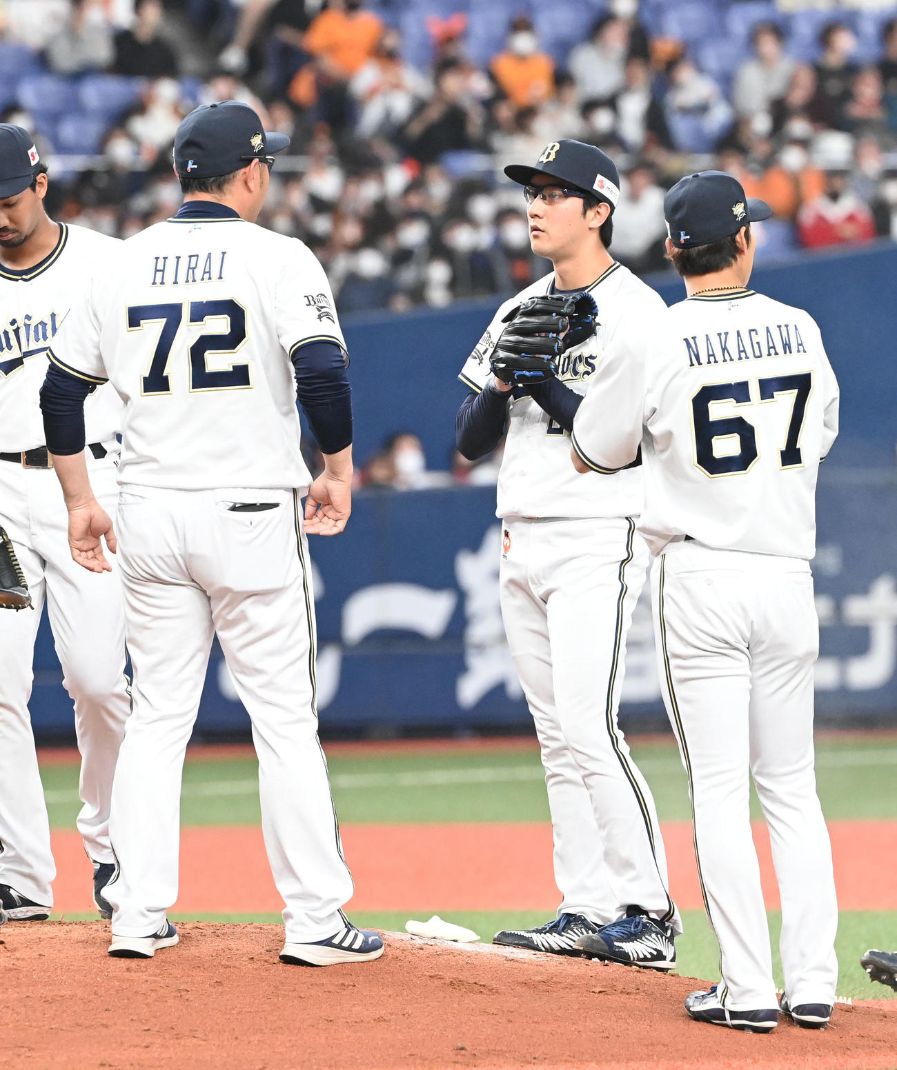 オリックス対巨人　5回表、2死満塁のピンチを招きいたオリックス田嶋（撮影・和賀正仁）