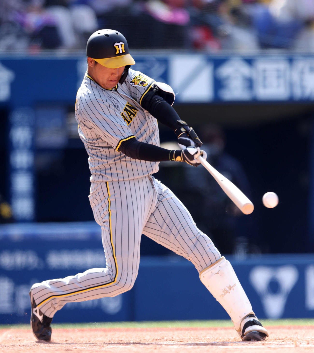 DeNA対阪神　5回表阪神2死、左前打を放つ大山（撮影・河田真司）