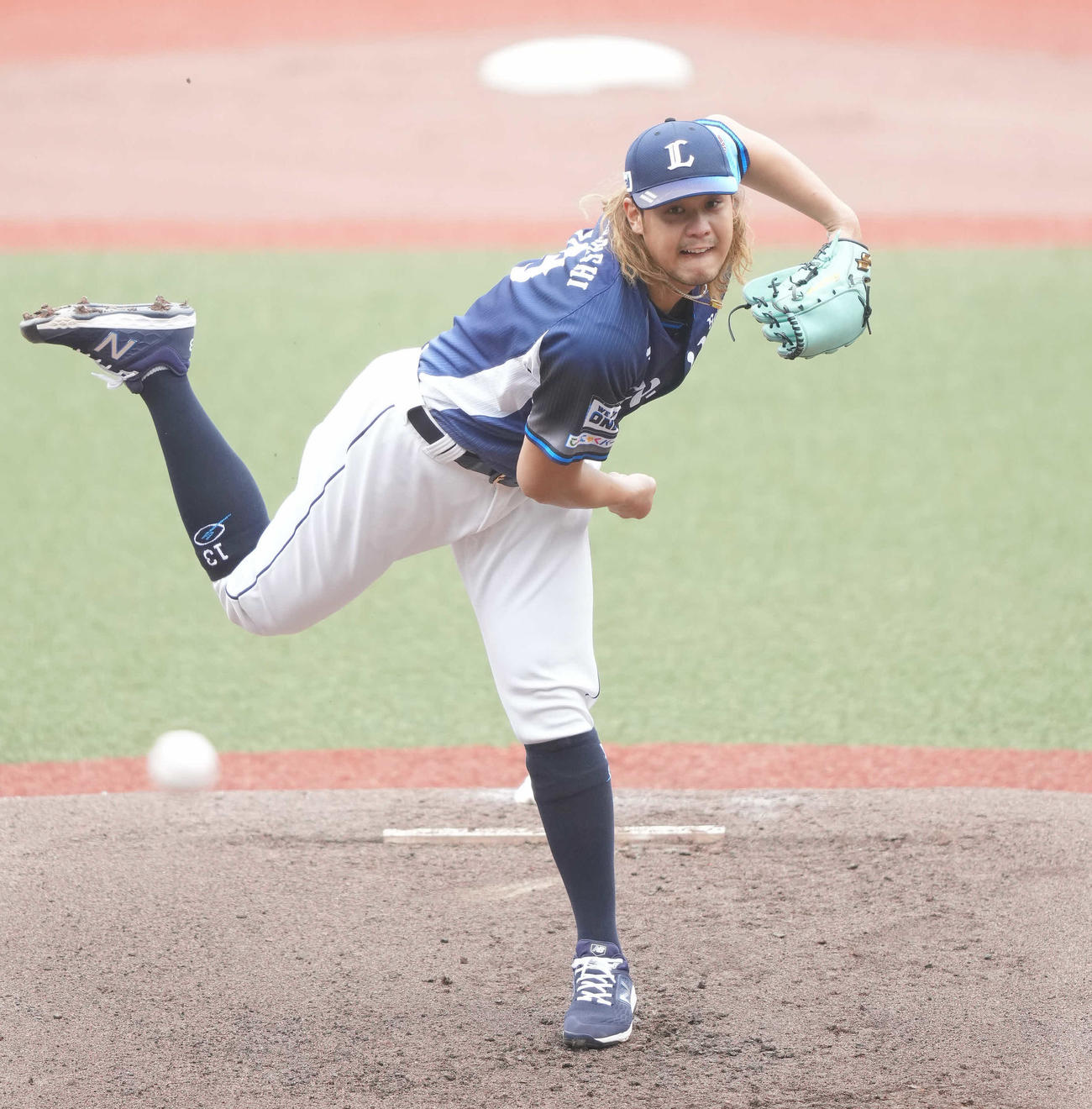 ロッテ対西武　先発し力投する西武高橋（撮影・鈴木みどり）