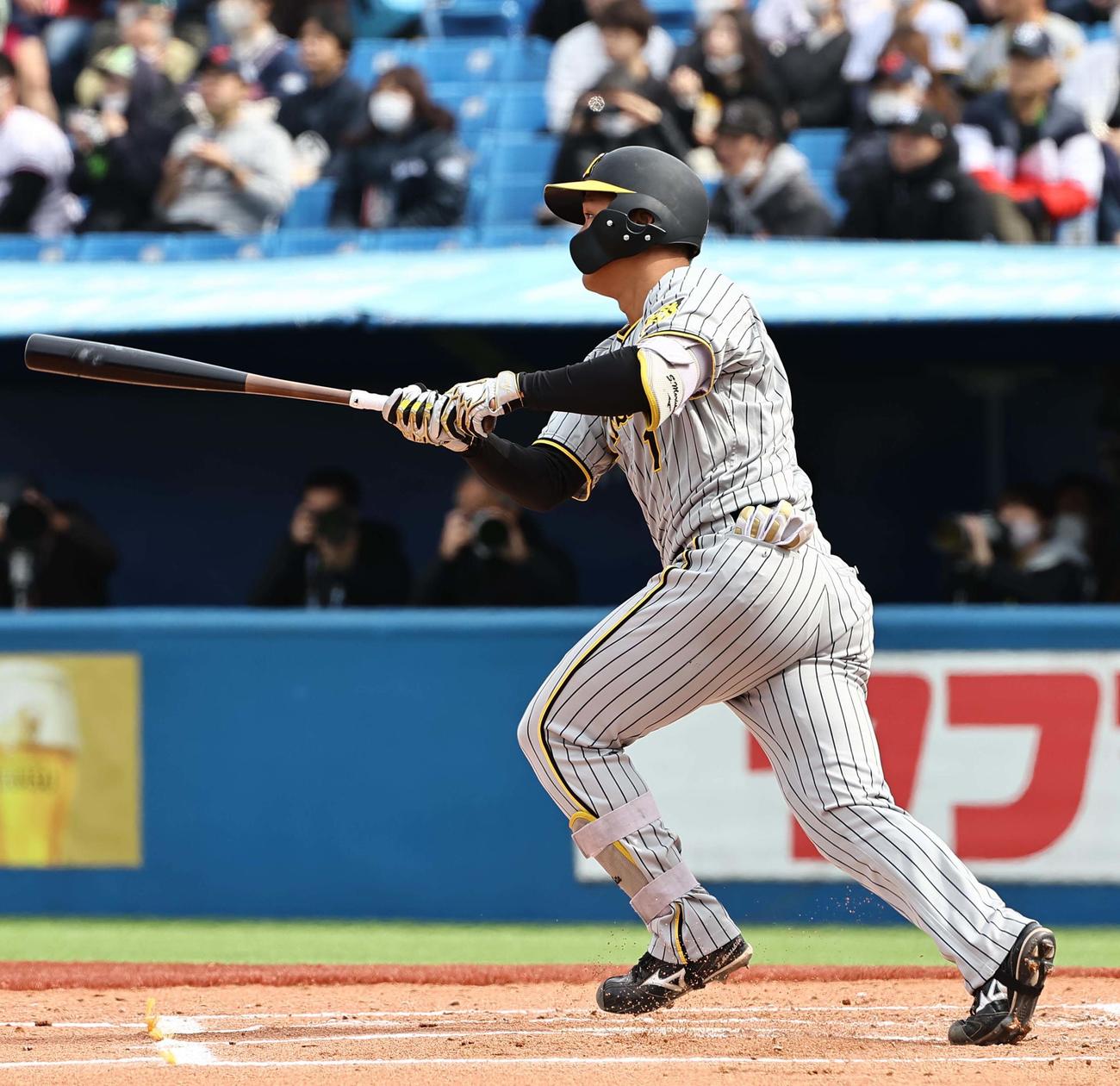 ヤクルト対阪神　2回表阪神無死、森下は中前打を放つ（撮影・上田博志）