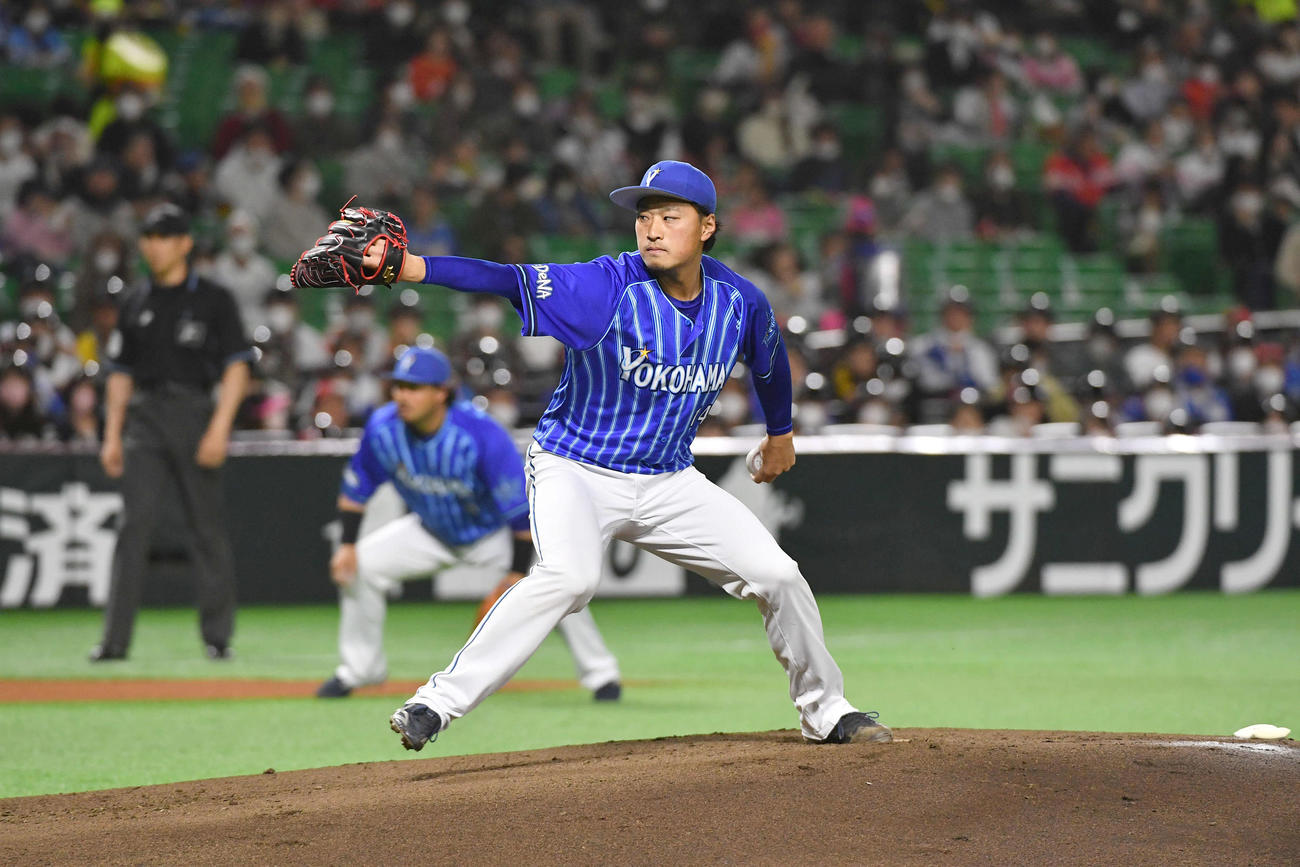 ソフトバンク対DeNA DeNA先発の石田（撮影・岩下翔太）