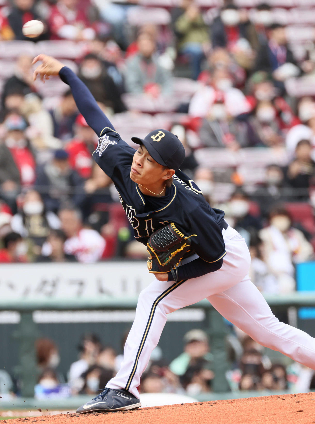 オープン戦広島対オリックス　オリックス先発の山岡（撮影・加藤孝規）