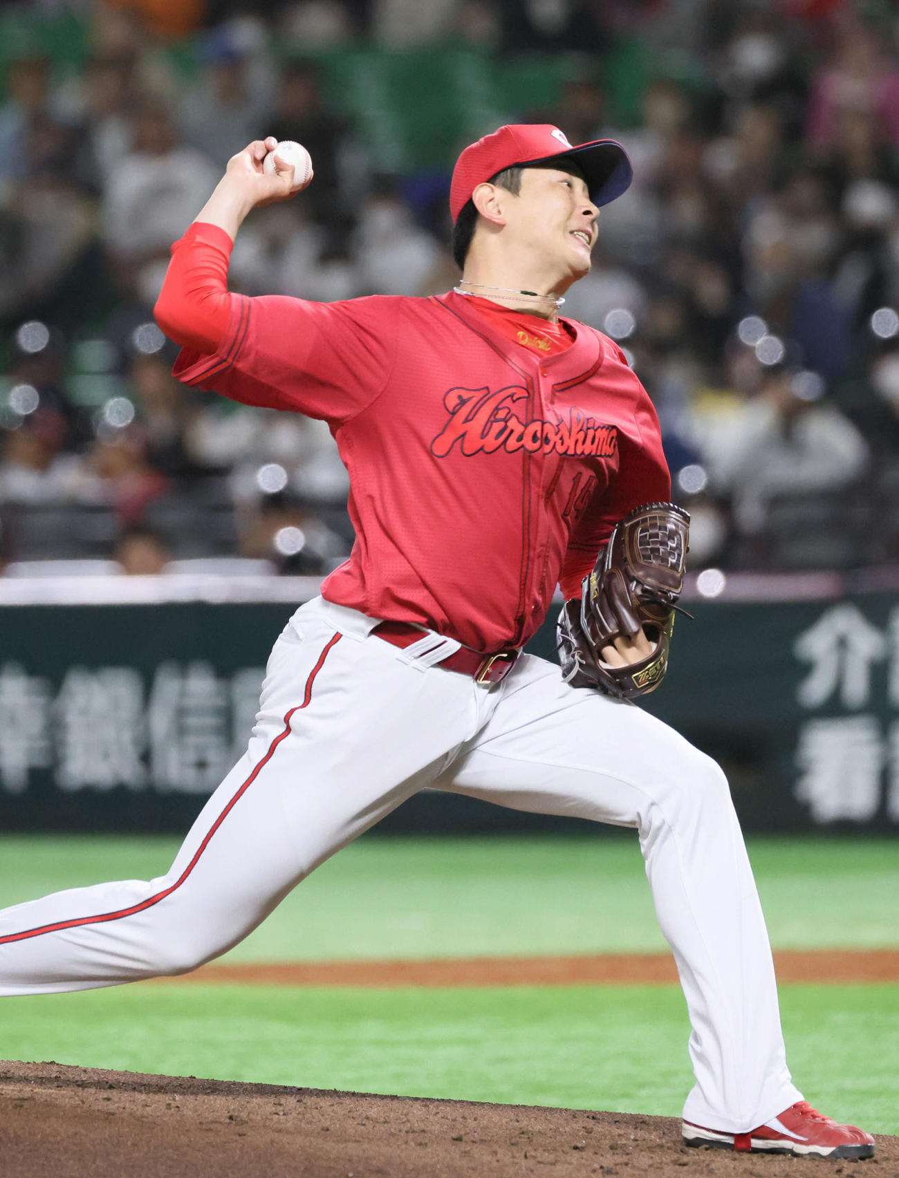 ソフトバンク対広島　力投する広島先発の大瀬良（撮影・加藤孝規）