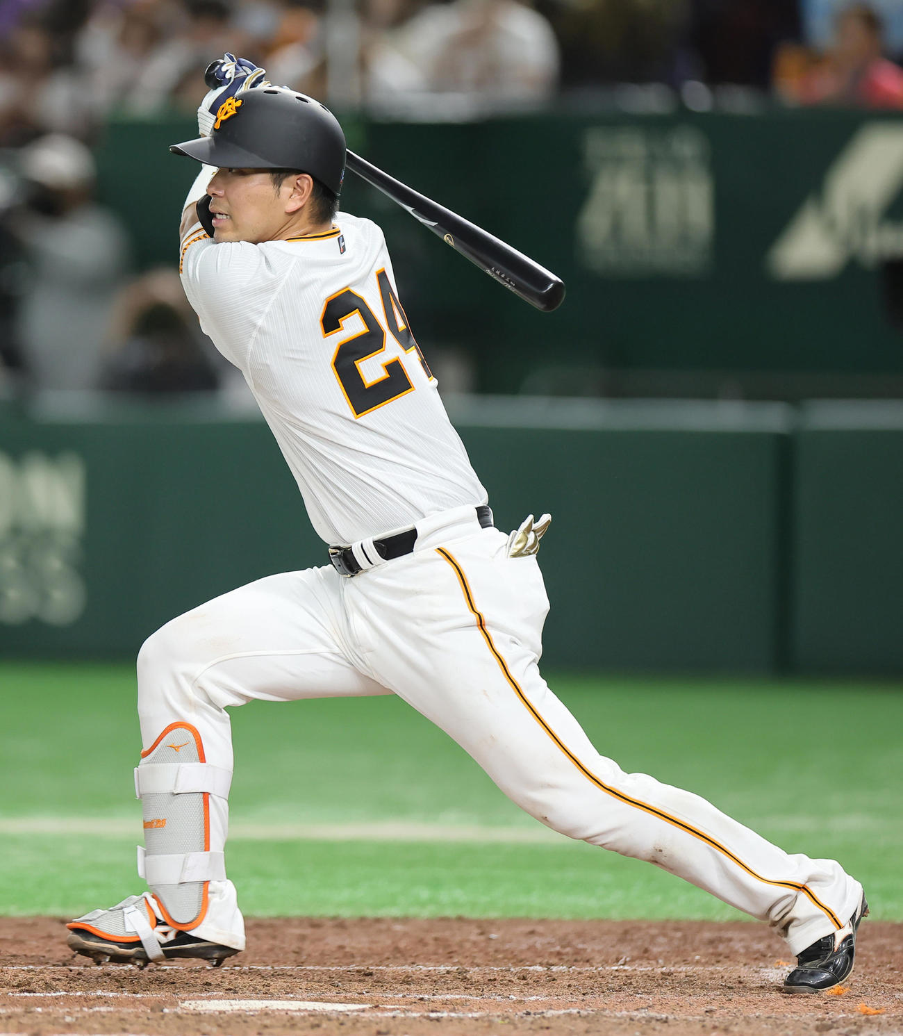 巨人対楽天　5回裏巨人1死一、二塁、大城卓は中前適時打を放つ（撮影・足立雅史）