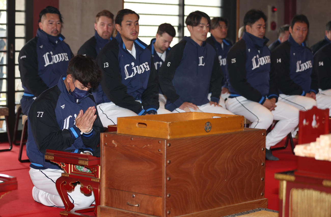 【西武】WBCで負傷の源田壮亮は治療最優先　松井監督「必死こいてやってくれたら」若手に期待