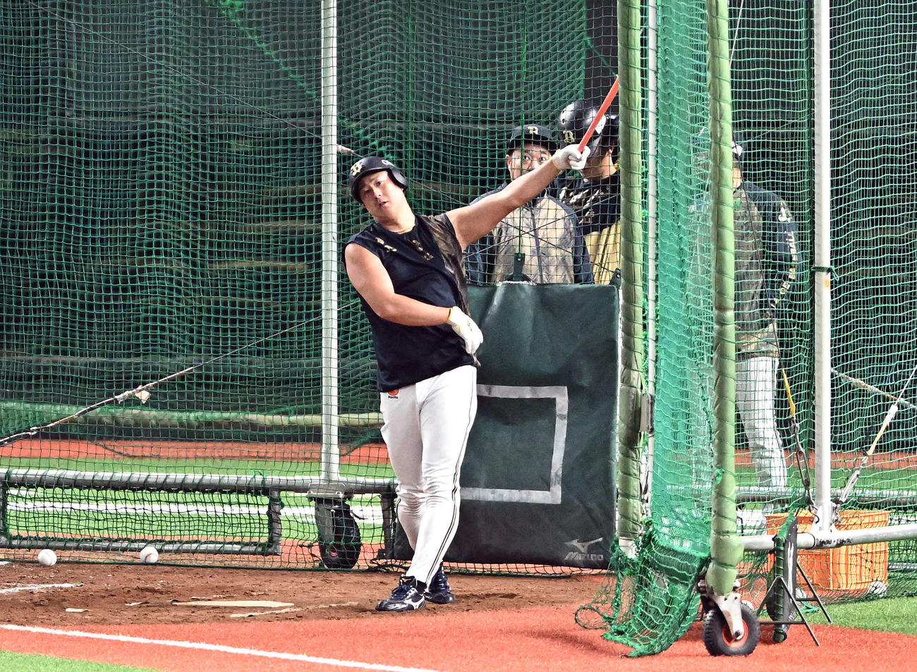 フリー打撃するオリックス杉本（撮影・滝沢徹郎）