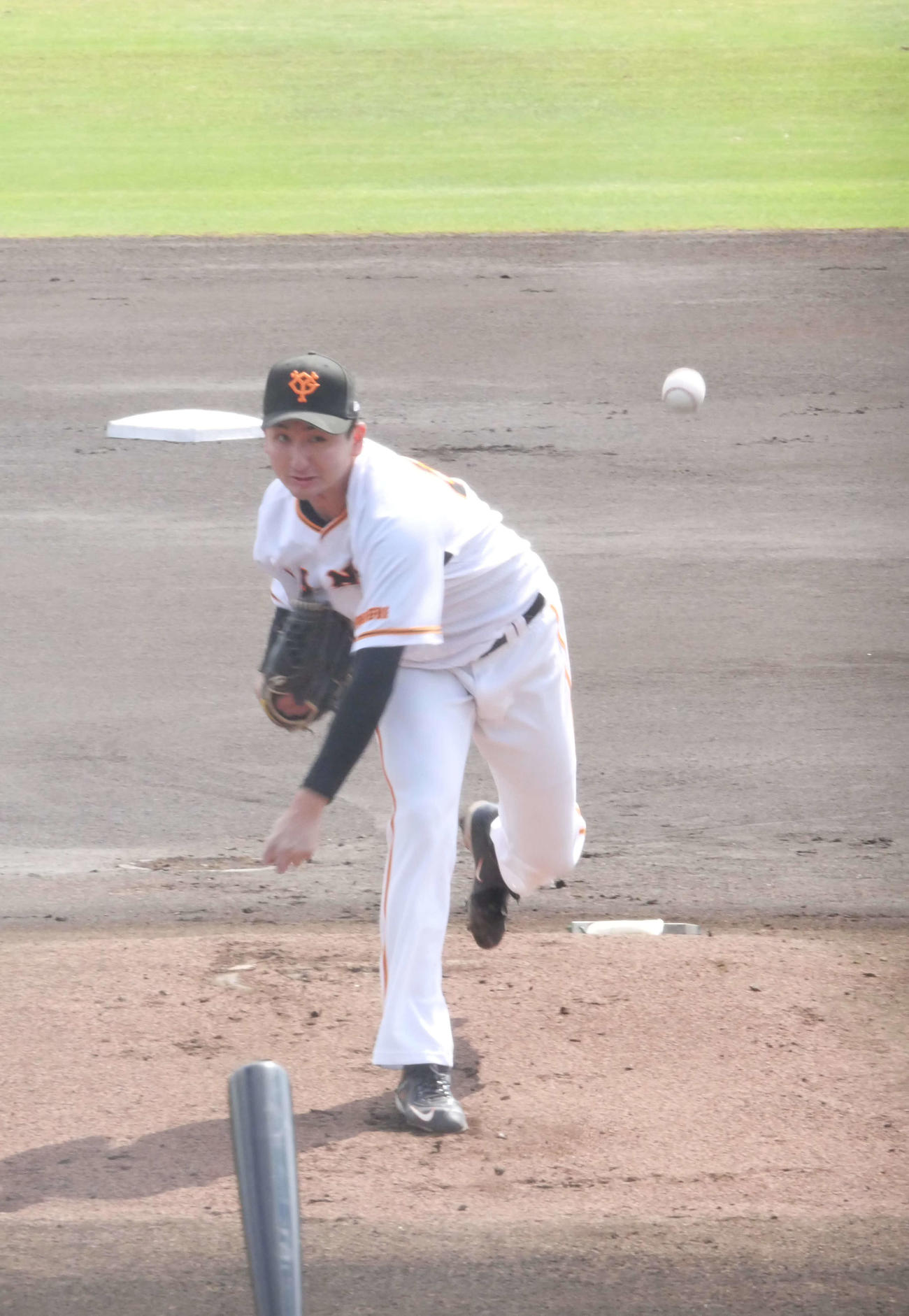 イースタン・リーグ巨人対ロッテ　先発した巨人横川（撮影・上田悠太）
