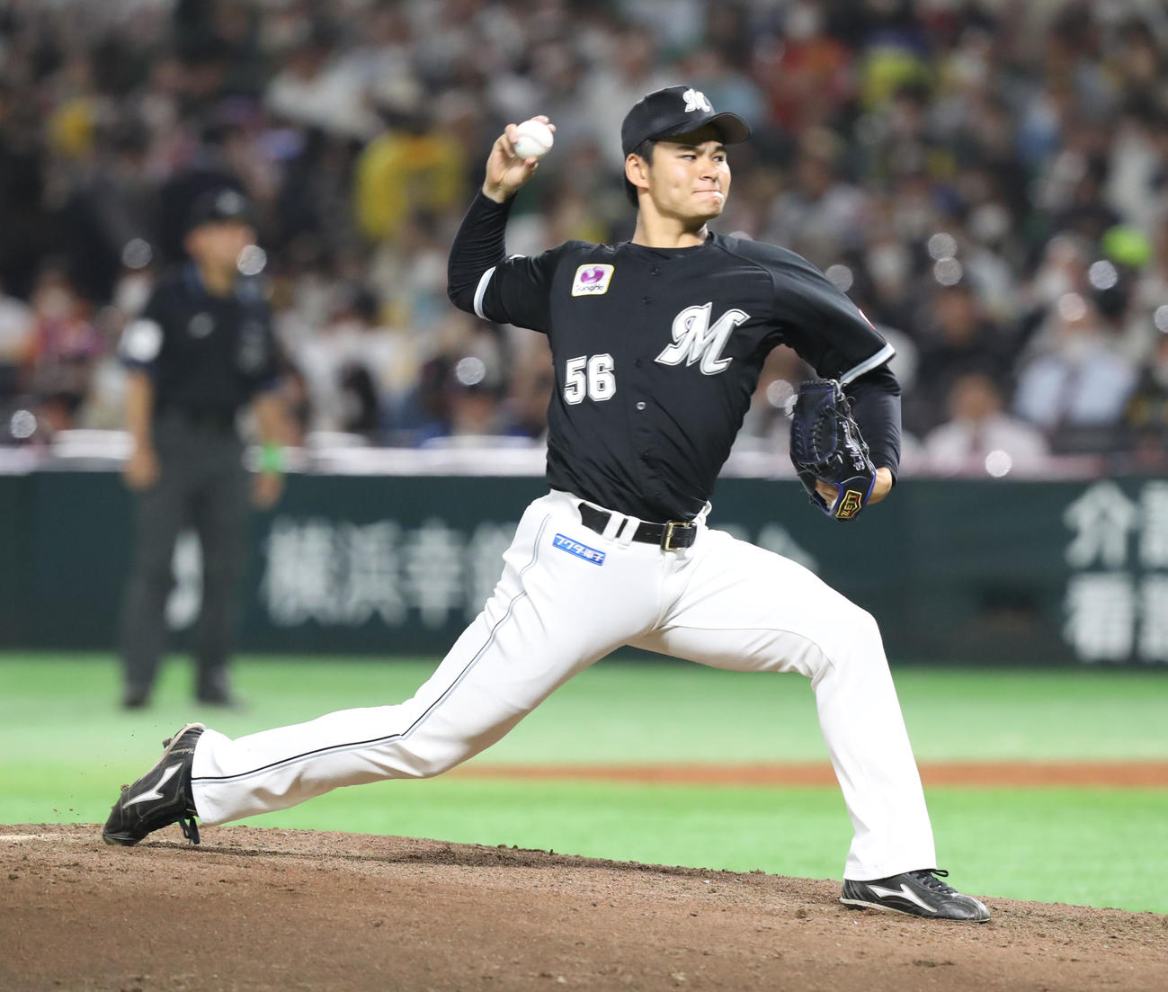 ソフトバンク対ロッテ　6回裏ソフトバンク1死、プロ初登板の中森俊介（撮影・屋方直哉）