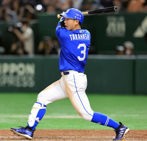 巨人】東京ドーム「えー!?」騒然 本塁ヘッスラで際どい判定も 巨人】東京ドーム「えー!?」騒然 本塁ヘッスラで際どい判定も