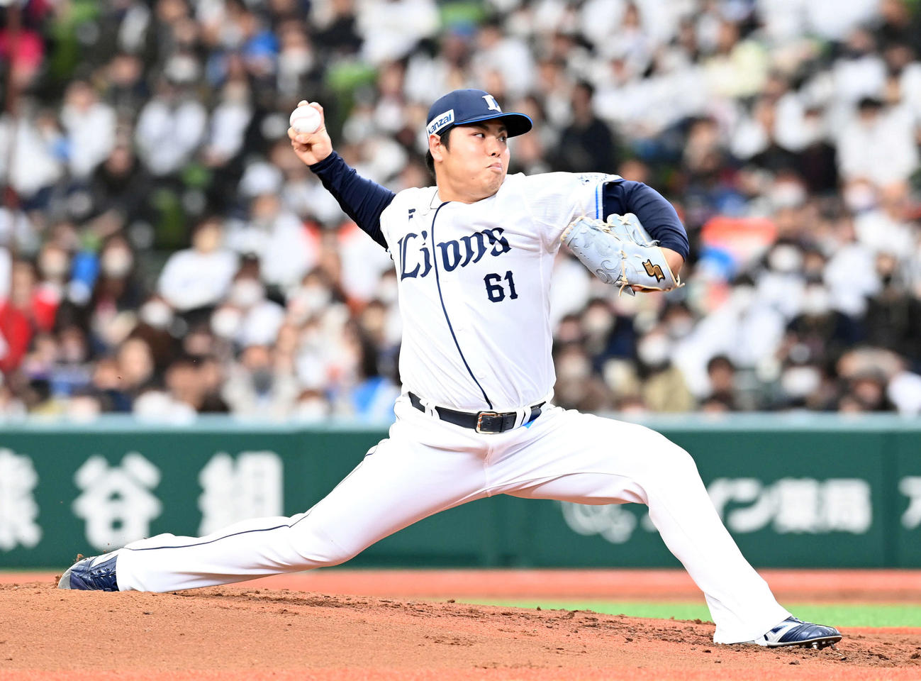 西武対オリックス　西武の先発平良（撮影・たえ見朱実）