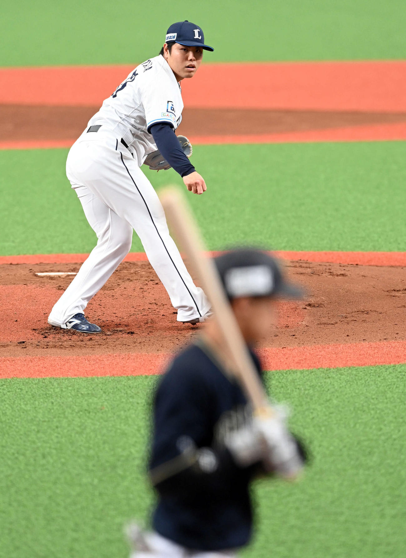 西武対オリックス　1回表オリックス2死、中川圭を見逃し三振に打ち取る西武の先発平良（撮影・たえ見朱実）