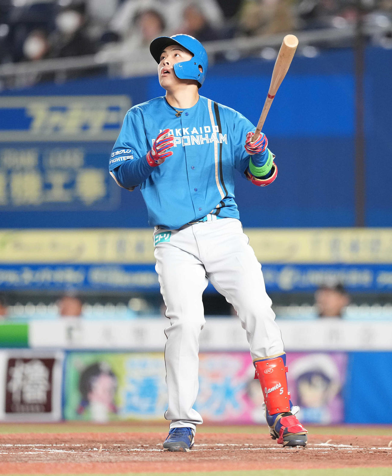 ロッテ対日本ハム　1回表日本ハム1死一、二塁、先制の左越え3点本塁打を放つ野村（撮影・鈴木みどり）